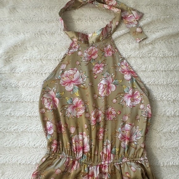 NWT Nasty Gal‎ Pink and Tan Floral Satin Jumpsuit with Pockets - Picture 3 of 9
